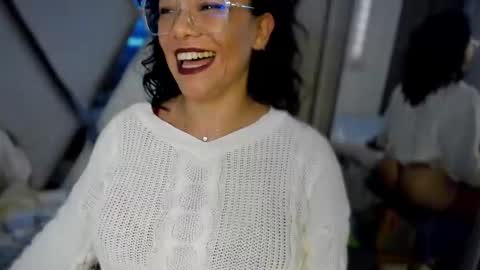 Snapshot of paula_daniela1 chatting on 3, 2, 2025 Paula online show from 3, 2, 2025