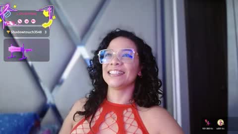 Snapshot of paula_daniela1 chatting on 1, 10, 2025 Paula online show from 1, 10, 2025