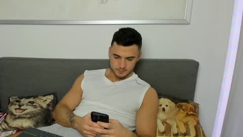 paulblack021 online show from 2, 2, 2025