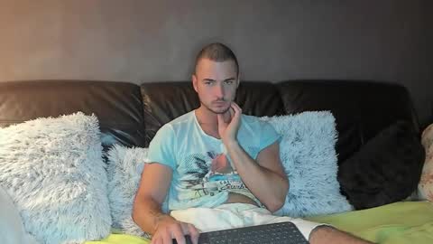 paulblack021 online show from 24, 10, 2025