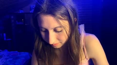 Ashley Cooper online show from 17, 9, 2025