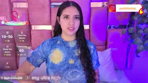 Snapshot of paulette_dupont_ chatting on 25, 10, 2025 paulette_dupont_ online show from 25, 10, 2025