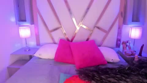 Snapshot of paulina_ruiz_ chatting on 7, 11, 2025 online show from 7, 11, 2025