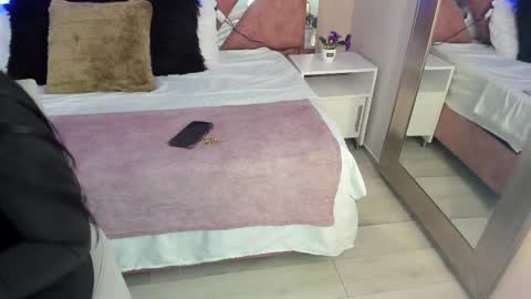 Paulina online show from 19, 11, 2025