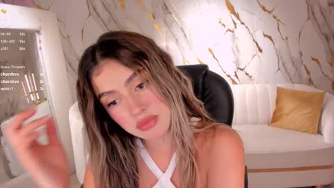 Paulina Santos  online show from 6, 3, 2025