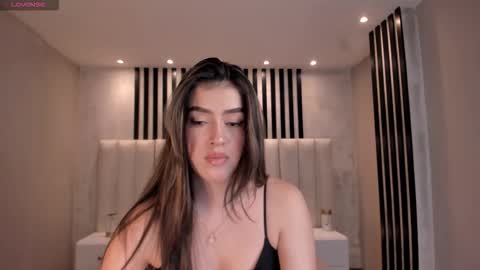 Paulina Santos  online show from 14, 1, 2026