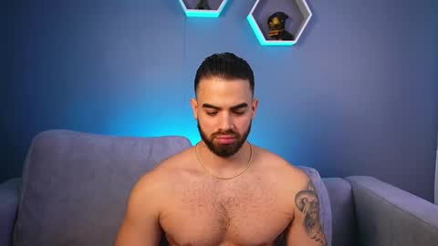 Paul Phoenix online show from 3, 2, 2026