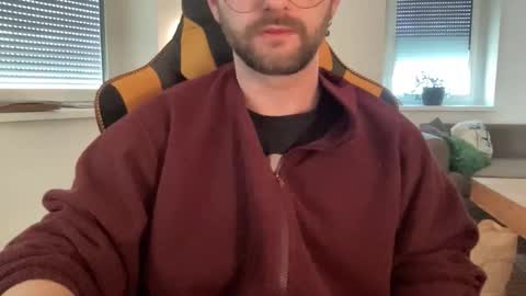 Snapshot of paulsimpsn chatting on 25, 10, 2025 love bush online show from 25, 10, 2025