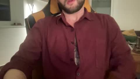 Snapshot of paulsimpsn chatting on 20, 11, 2025 love bush online show from 20, 11, 2025