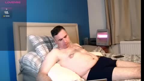 Snapshot of paulyandrew chatting on 25, 3, 2026 paulyandrew online show from 25, 3, 2026