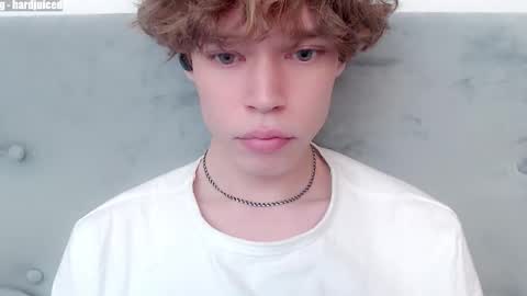 Snapshot of pawclaw chatting on 9, 2, 2026 pawclaw online show from 9, 2, 2026