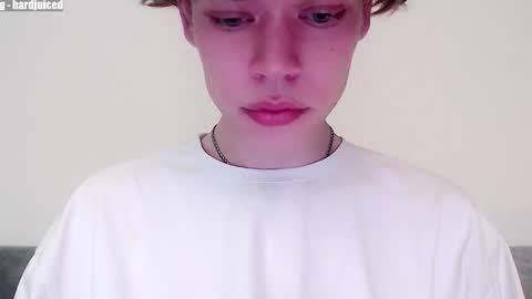 Snapshot of pawclaw chatting on 13, 2, 2026 pawclaw online show from 13, 2, 2026