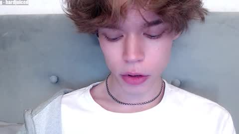 Snapshot of pawclaw chatting on 20, 3, 2026 pawclaw online show from 20, 3, 2026