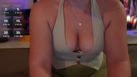 pawg_official online show from 22, 9, 2025