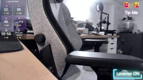 Snapshot of pc92160 chatting on 8, 3, 2025 pc92160 online show from 8, 3, 2025