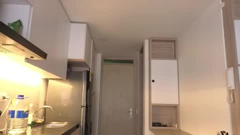 Ema online show from 15, 10, 2025