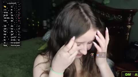 Snapshot of peach_mila chatting on 25, 10, 2025 your love online show from 25, 10, 2025