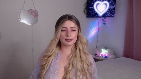 peacherry_ online show from 28, 1, 2025