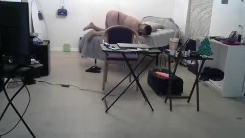 peachestabby online show from 13, 2, 2026