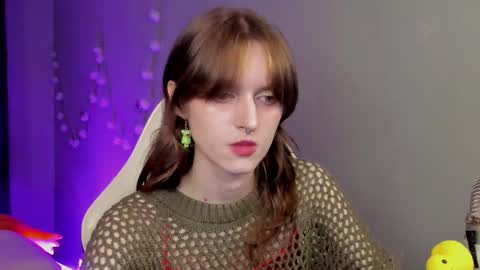Snapshot of peachymaybe chatting on 24, 9, 2025 Peachy not a bb baby love or something Please call me Peachy online show from 24, 9, 2025