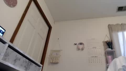 Snapshot of peachyykat chatting on 15, 12, 2024 kat online show from 15, 12, 2024