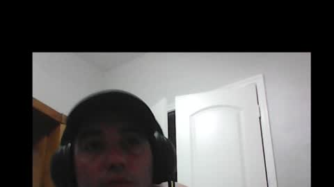 peachz_n_cream online show from 28, 12, 2024