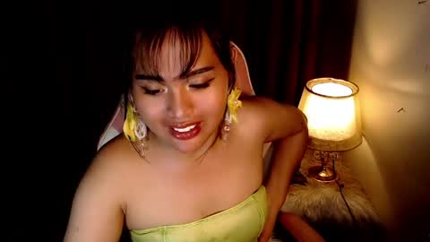 Snapshot of peakaboo_xx chatting on 21, 3, 2026 Angel Creamdensada online show from 21, 3, 2026