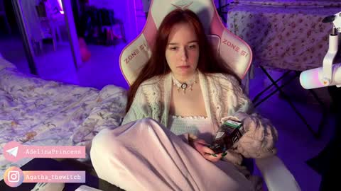 Adelina online show from 13, 1, 2025