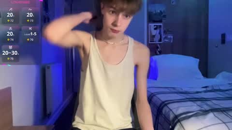 Snapshot of pearlsiren chatting on 3, 11, 2025 twink jackson online show from 3, 11, 2025