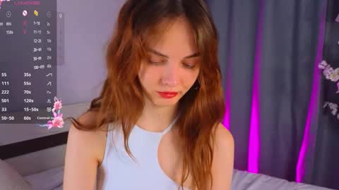 LisaDrako online show from 21, 9, 2025