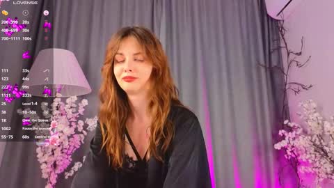 LisaDrako online show from 23, 9, 2025