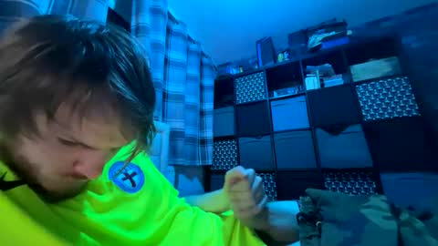 Snapshot of penguin666778 chatting on 24, 9, 2025 Penguin online show from 24, 9, 2025