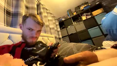 Snapshot of penguin666778 chatting on 16, 10, 2025 Penguin online show from 16, 10, 2025