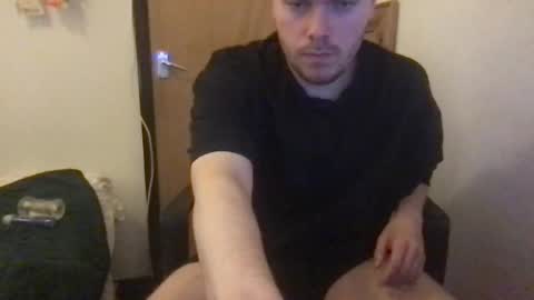 Snapshot of pennguin00 chatting on 31, 12, 2024 pennguin00 online show from 31, 12, 2024