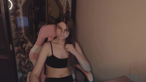 Farida online show from 4, 10, 2025