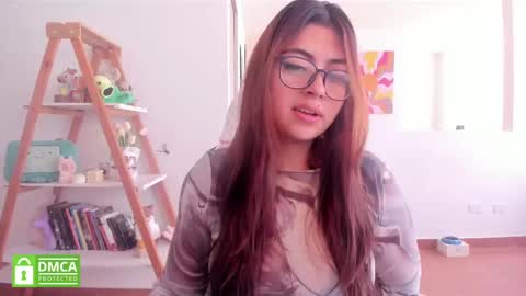 Sarah Ana Banana online show from 16, 9, 2025