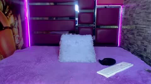 perfectlump online show from 5, 3, 2025