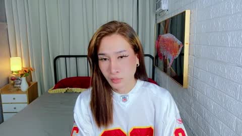 Chloe online show from 6, 11, 2025