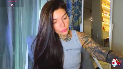 Snapshot of perfecttbaby77n chatting on 24, 2, 2026 Anna online show from 24, 2, 2026