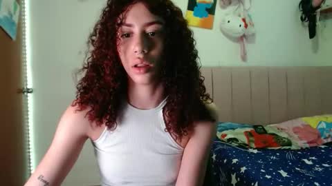 Snapshot of perlaweb_09 chatting on 17, 10, 2025 perlaweb_09 online show from 17, 10, 2025