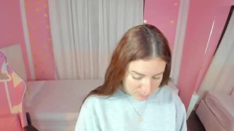 Snapshot of persefone_saira chatting on 3, 11, 2025 Marie online show from 3, 11, 2025