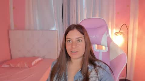 Snapshot of persefone_saira chatting on 19, 11, 2025 Marie online show from 19, 11, 2025