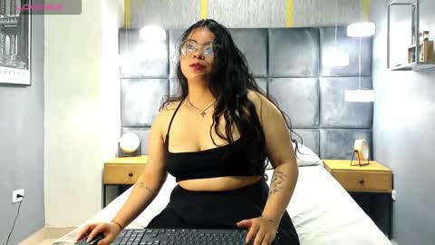 persefonemendoza online show from 6, 10, 2025