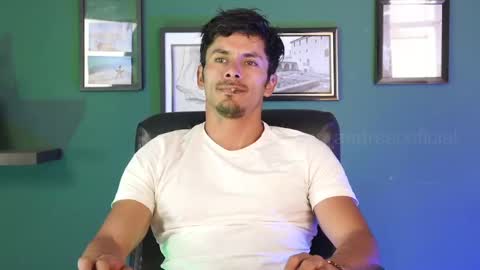 Snapshot of perseoo_88 chatting on 25, 11, 2025 andres online show from 25, 11, 2025