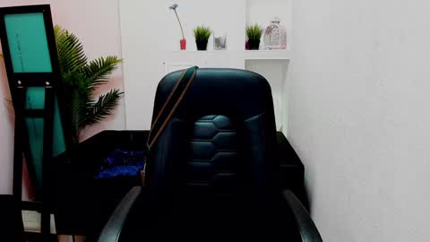 horror flying on the wings of the night.... online show from 26, 1, 2025