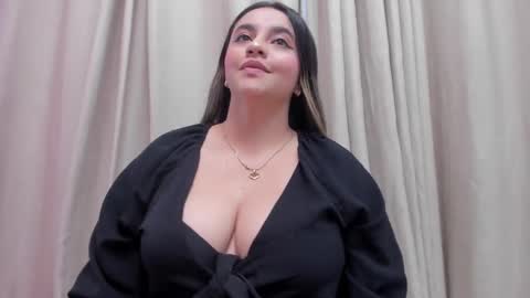 LAURA  online show from 31, 1, 2025