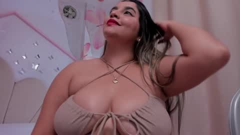 LAURA  online show from 8, 2, 2025