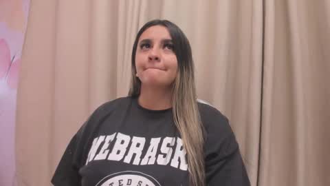 LAURA  online show from 15, 2, 2025