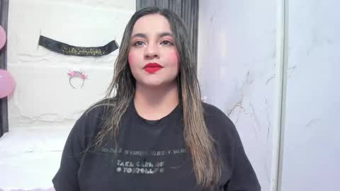 LAURA  online show from 10, 9, 2025