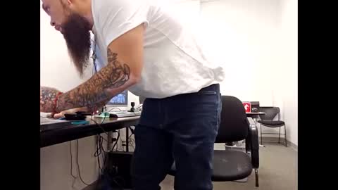 Snapshot of pervertedgrandson chatting on 30, 12, 2024 AKA perverted Step Daddy online show from 30, 12, 2024